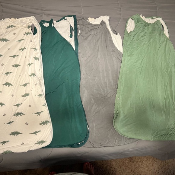 Kyte BABY Other - Kyte BABY Dinosaur Sleep Sacks - Cream, Teal, Gray, Green